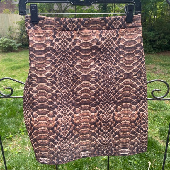 Nasty Gal Snake Print Mini Skirt - Picture 3 of 3